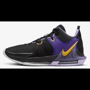 NIKE LEBRON WITNESS VII 7 Lakers BLACK/GOLD/LILAC Men's Shoe Size 13 DM1123 002